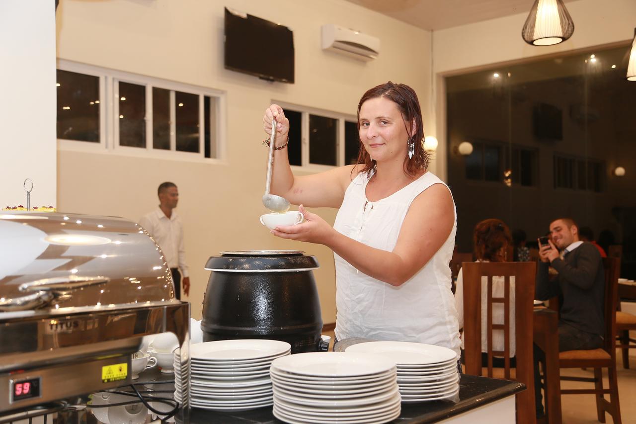 Rivendell Hotel Kandy Ngoại thất bức ảnh
